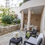 Urban - Moradia Mendes Πανσιόν 3*