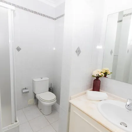 Urban - Moradia Mendes 3*