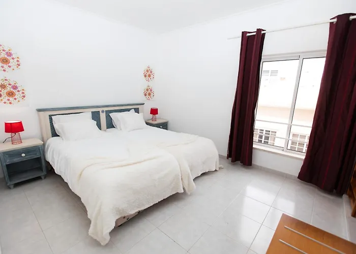 Pensjonat Urban - Moradia Mendes 3*