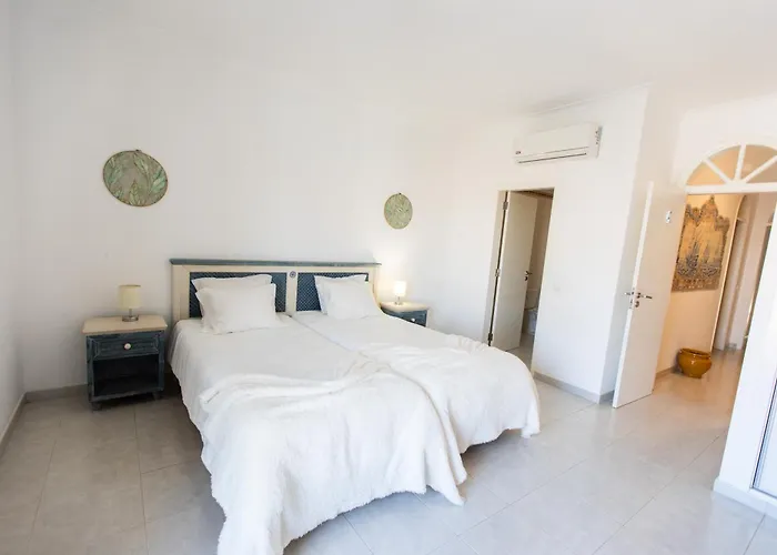 Urban - Moradia Mendes Portimão