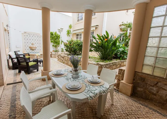 Urban - Moradia Mendes Pensjonat 3*