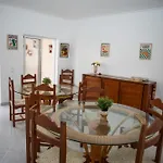 Gasthuis Urban - Moradia Mendes 3*