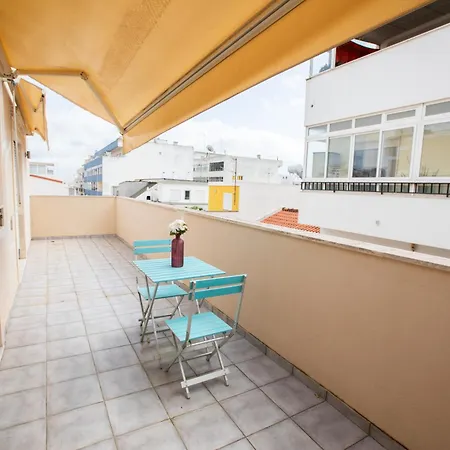Urban - Moradia Mendes 3*