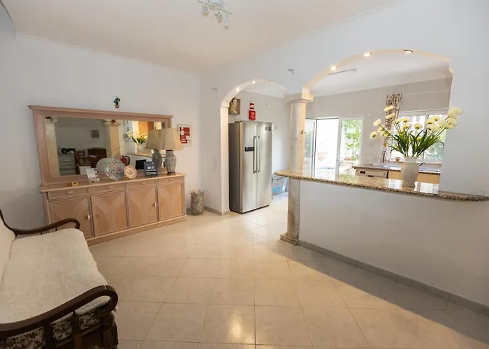 Urban - Moradia Mendes 3*