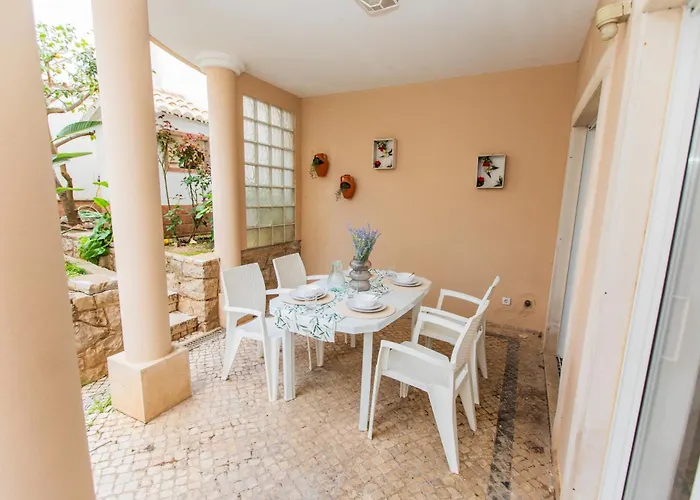 בית הארחה Urban - Moradia Mendes