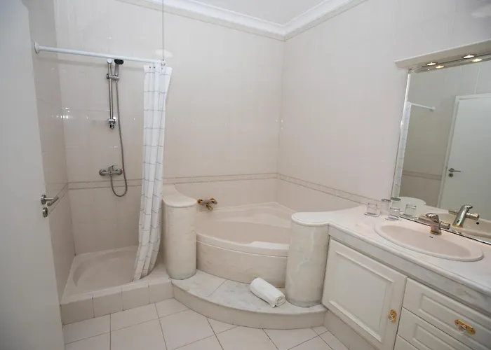 Urban - Moradia Mendes Portimão