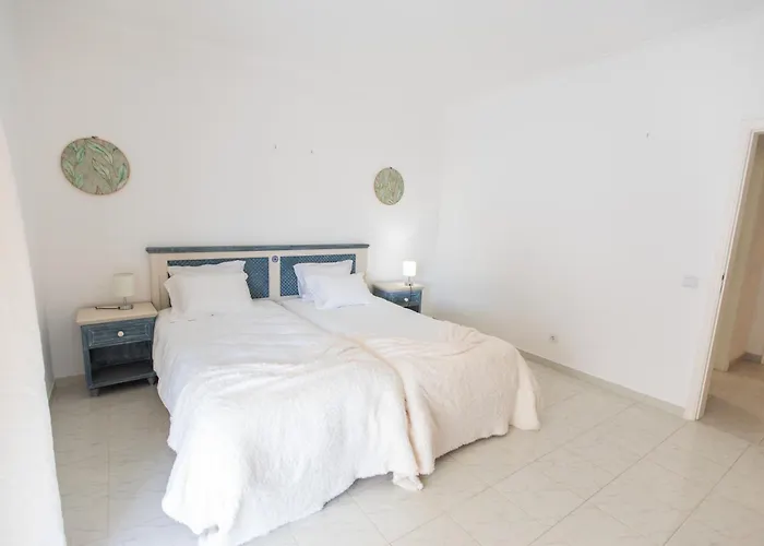 Urban - Moradia Mendes 3*